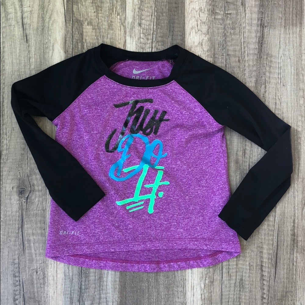 Nike Athletic top